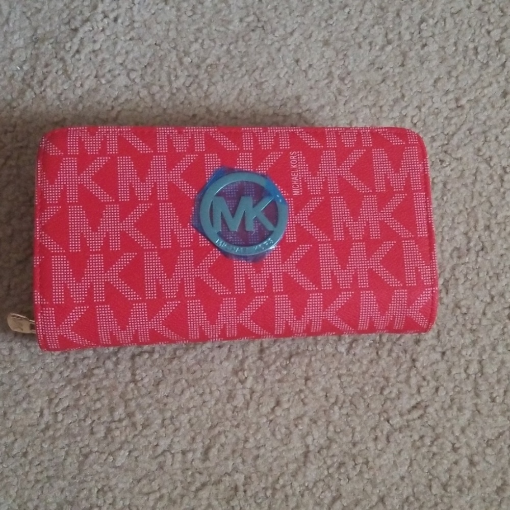 Womans Michael Kors  wallet